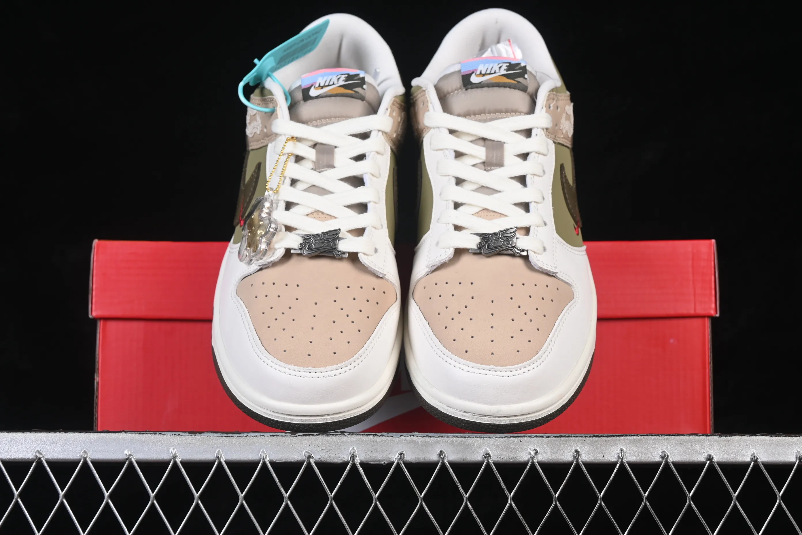 All categories Nk SB Dunk series Nk SB Dunk Low low-top sneakers Nike SB Dunk Low Year of the Horse limited low-top casual sneakers IQ1118-220